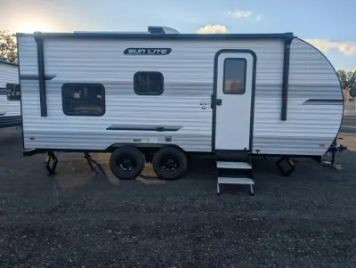 2026 Sunset Park Sun Lite LTD 21DO