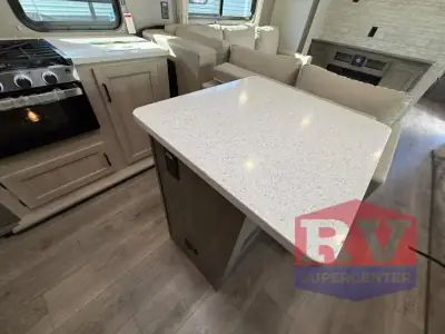 2026 Coachmen Catalina Legacy Edition 323MAZE photo 22