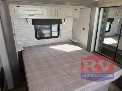 2026 Coachmen Catalina Legacy Edition 323MAZE photo 37