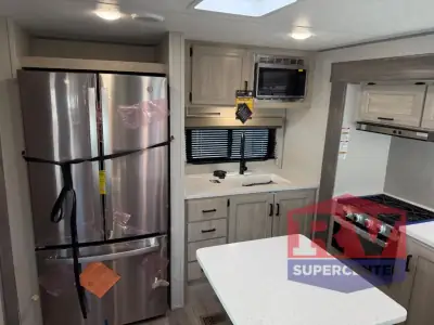 2026 Coachmen Catalina Legacy Edition 323MAZE photo 28