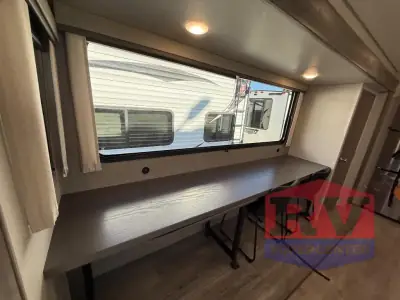 2026 Coachmen Catalina Legacy Edition 323MAZE photo 12
