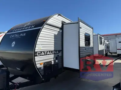 2026 Coachmen Catalina Legacy Edition 323MAZE photo 5