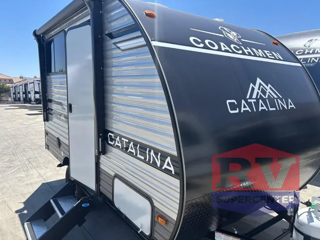 2026 Coachmen Catalina Summit Series 7 134BHX exterior