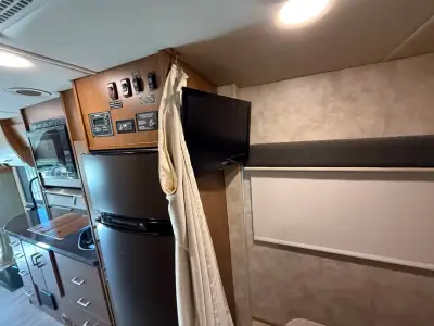 2014 Itasca NAVION 24G photo 14