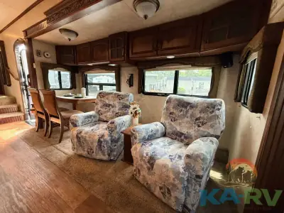 2014 Keystone MONTANA 3610RL photo 5
