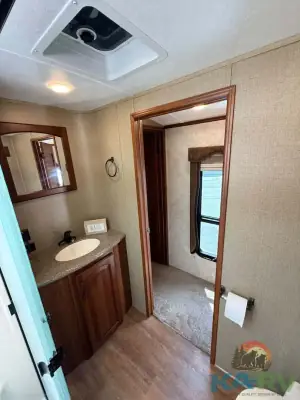 2014 Keystone MONTANA 3610RL photo 22