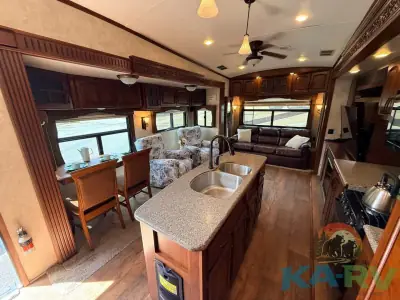 2014 Keystone MONTANA 3610RL photo 24