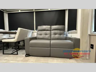 2025 Grand Design Solitude photo 15