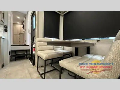 2025 Grand Design Solitude photo 18