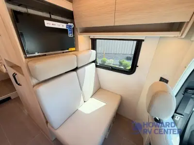 2027 Leisure Travel Unity U24TBX photo 11