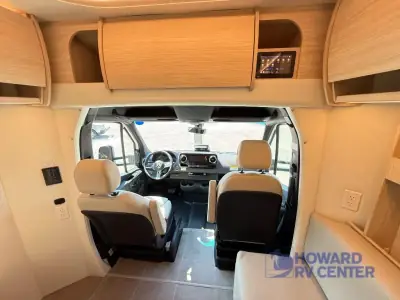 2027 Leisure Travel Unity U24TBX photo 10