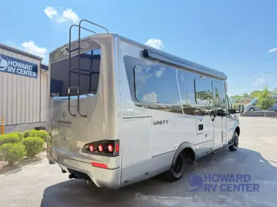 2027 Leisure Travel Unity U24TBX photo 8