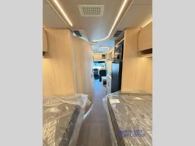 2027 Leisure Travel Unity U24TBX photo 18