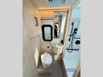 2027 Leisure Travel Unity U24TBX photo 19