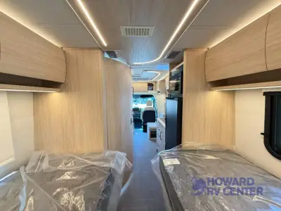 2027 Leisure Travel Unity U24TBX photo 15