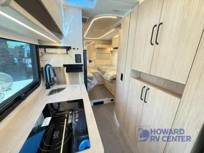 2027 Leisure Travel Unity U24TBX photo 13