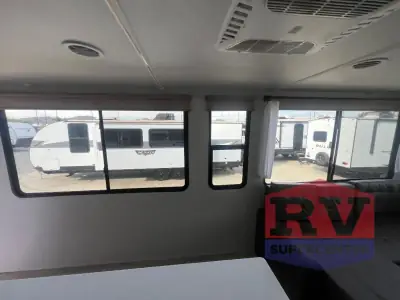 2025 Forest River Wildwood T28VIEW photo 18