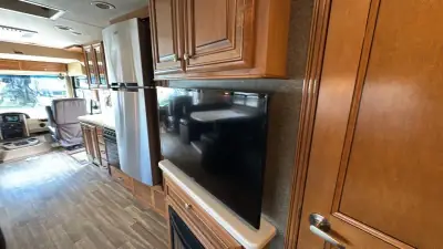 2017 Thor Motor Coach Miramar 34.2 photo 44