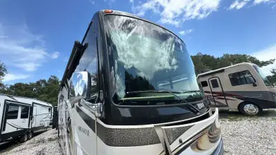 2017 Thor Motor Coach Miramar 34.2 photo 58
