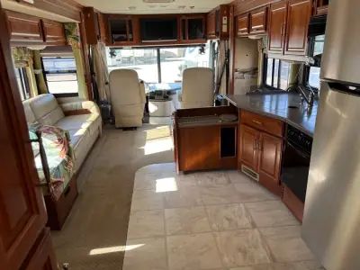2007 Fleetwood DISCOVERY 39L photo 41