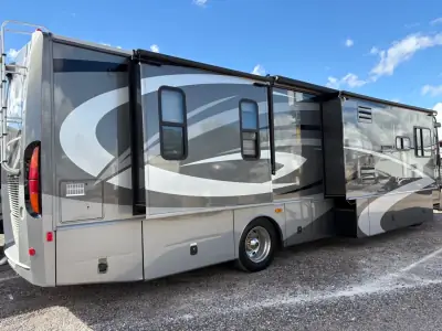2007 Fleetwood DISCOVERY 39L photo 5