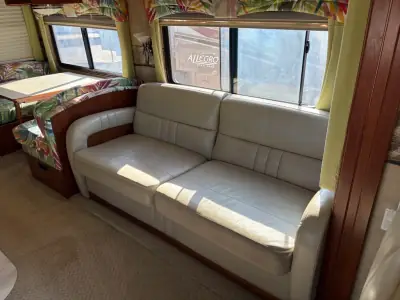 2007 Fleetwood DISCOVERY 39L photo 31