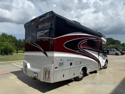 2023 Jayco 24R Entegra Sprinter 2500 photo 3