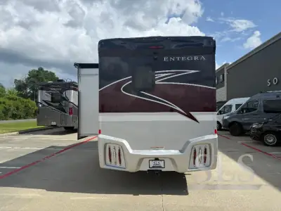 2023 Jayco 24R Entegra Sprinter 2500 photo 4
