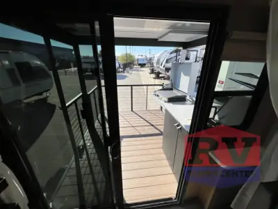 2025 Forest River Wildwood 32VERANDA photo 11