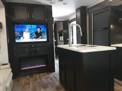 2020 Venture VENTURE RV SPORTTREK ST252VRD photo 7