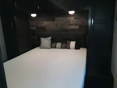2020 Venture VENTURE RV SPORTTREK ST252VRD photo 11
