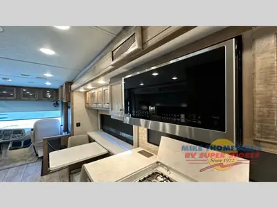2025 Tiffin Motorhomes Open Road Allegro photo 18