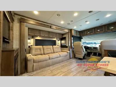 2025 Tiffin Motorhomes Open Road Allegro photo 10