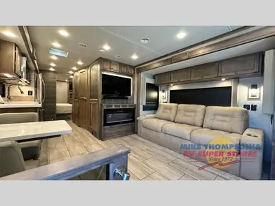 2025 Tiffin Motorhomes Open Road Allegro photo 8