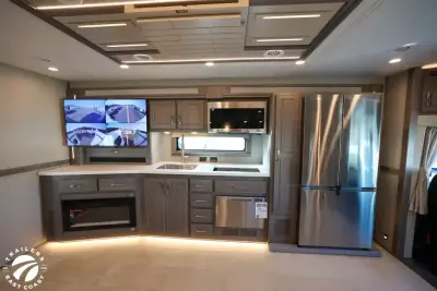 2027 Renegade Explorer 40ERB photo 21