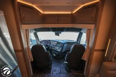 2027 Renegade Explorer 40ERB photo 13