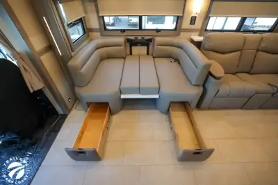 2027 Renegade Explorer 40ERB photo 17