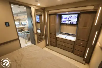 2027 Renegade Explorer 40ERB photo 26