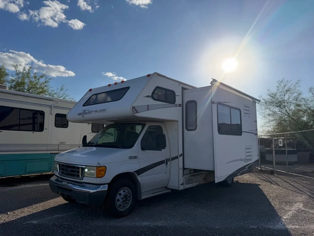 2006 Gulf Stream CONQUEST 6254 exterior