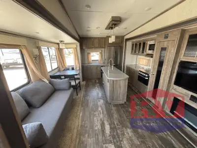 2019 Forest River Sabre 31IKT photo 5