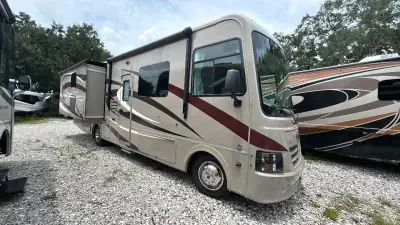 2016 Coachmen Pursuit 33 BH photo 2