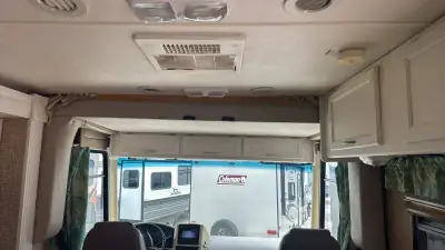2016 Coachmen Pursuit 33 BH photo 43