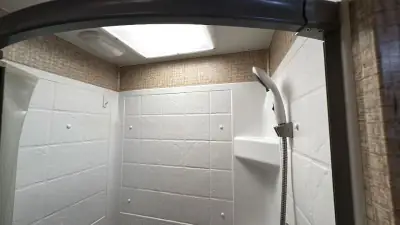 2016 Coachmen Pursuit 33 BH photo 29