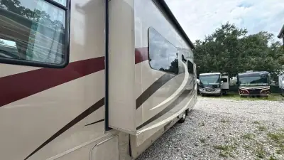 2016 Coachmen Pursuit 33 BH photo 50