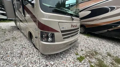2016 Coachmen Pursuit 33 BH photo 46