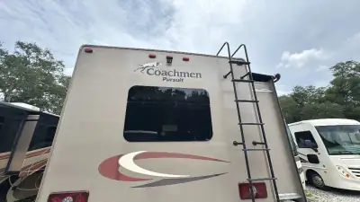 2016 Coachmen Pursuit 33 BH photo 60
