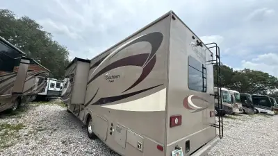 2016 Coachmen Pursuit 33 BH photo 58