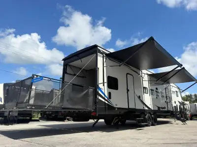 2022 Xlr By Forest River XLR Boost Fifth Wheel TH 36TSX16 photo 8