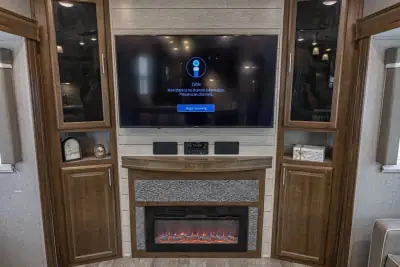 2020 Forest River Rockwood Ultra Lite 2898KS photo 18