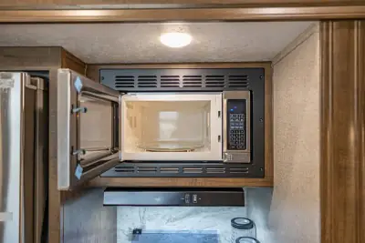 2020 Forest River Rockwood Ultra Lite 2898KS photo 21